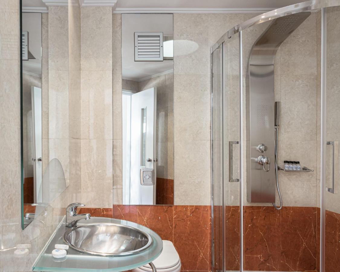 Kreoli Suites Glyfada Atina Dış mekan fotoğraf